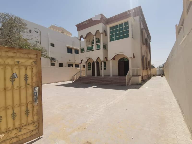 Offer 5-Bedroom Villa for Rent  |  good condition | Spacious  | big Majlis and hall on Main Road in Al Mowaihat Ajman