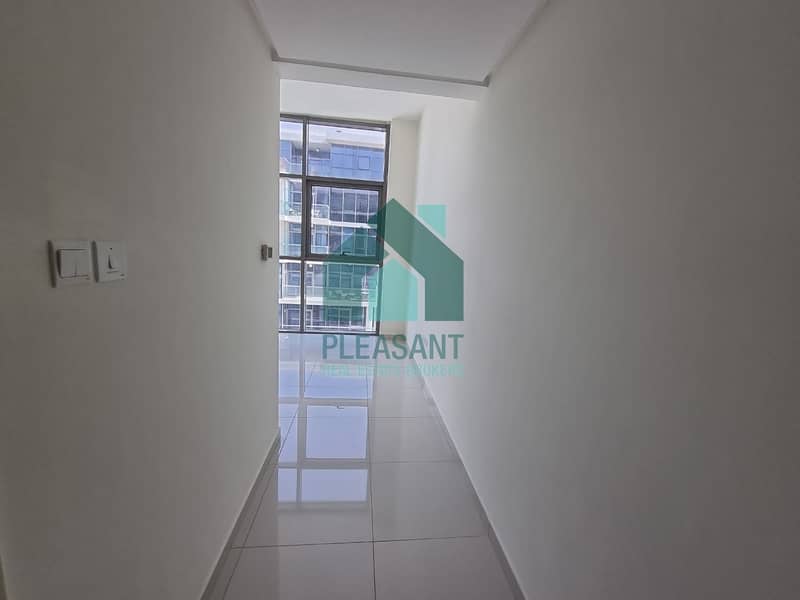 31 Brand New 3 Bed Apartment with full Golf Course View | VIP