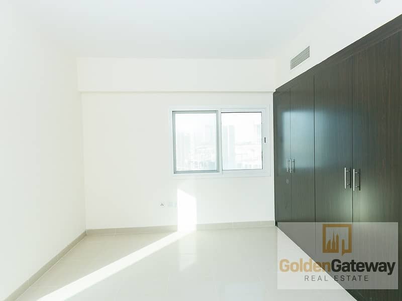 3 Spacious One-Bedroom with Balcony | Red Residence