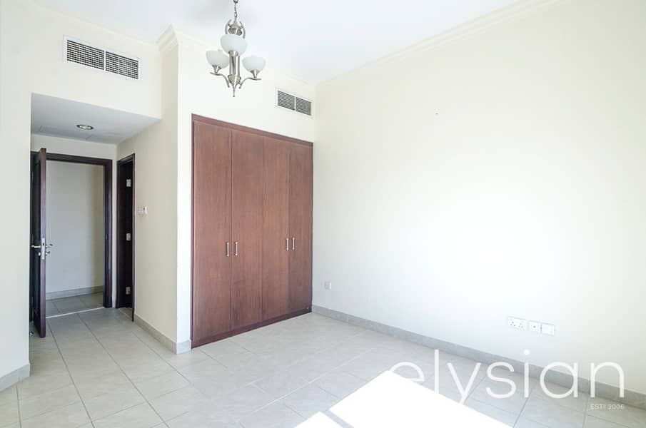 14 Exclusive | Large Two Bedroom | Apartment