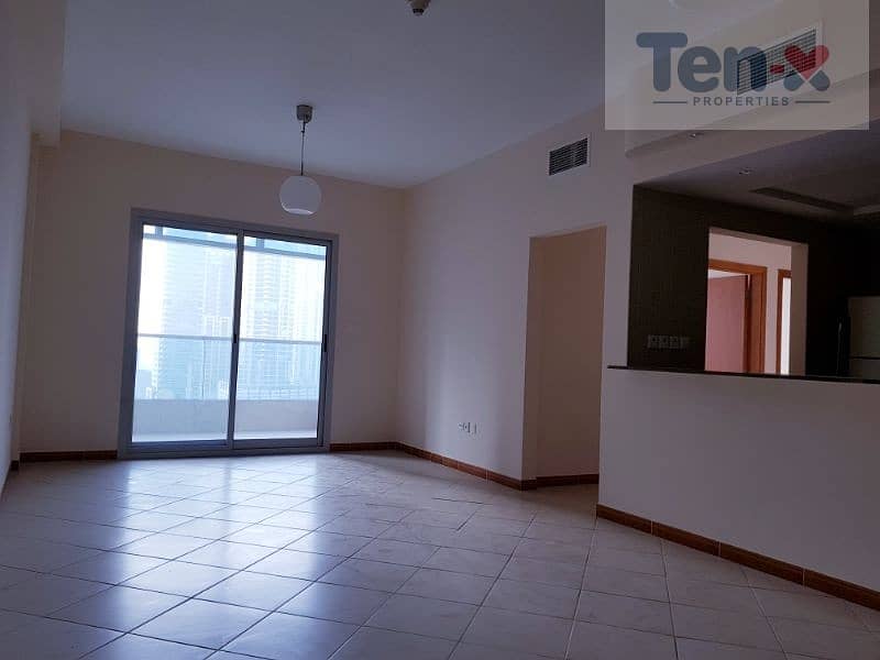 12 Fully Upgraded| 2BR Apt| Lovely View of Marina