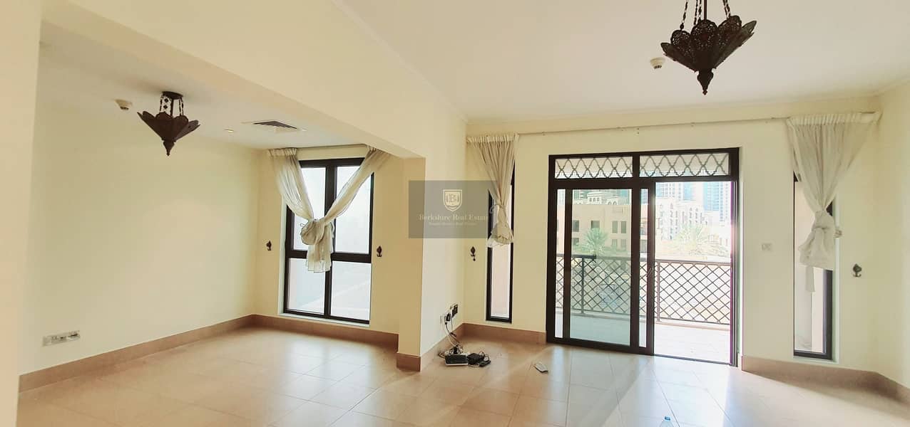 Luxury 2Bed+ Study | Prime Location | Best layout with Burj View