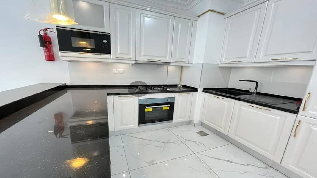 3 Luxurious Unit | Excellent Finishing | Fitted Kitchen