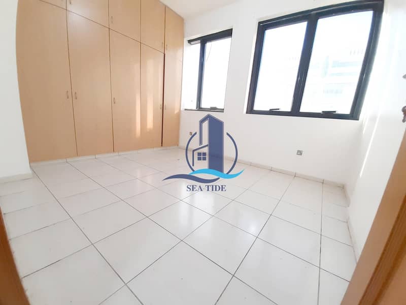 Great Offer| 1 BR Apartment with Balcony
