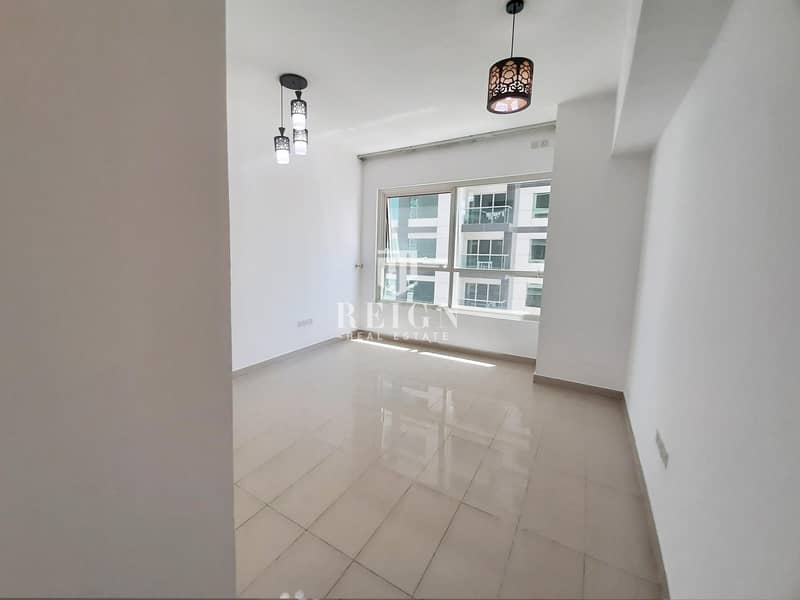 26 Largest layout 1BR Apt with amazing view