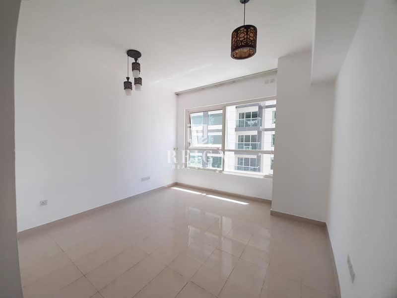 19 Largest layout 1BR Apt with amazing view