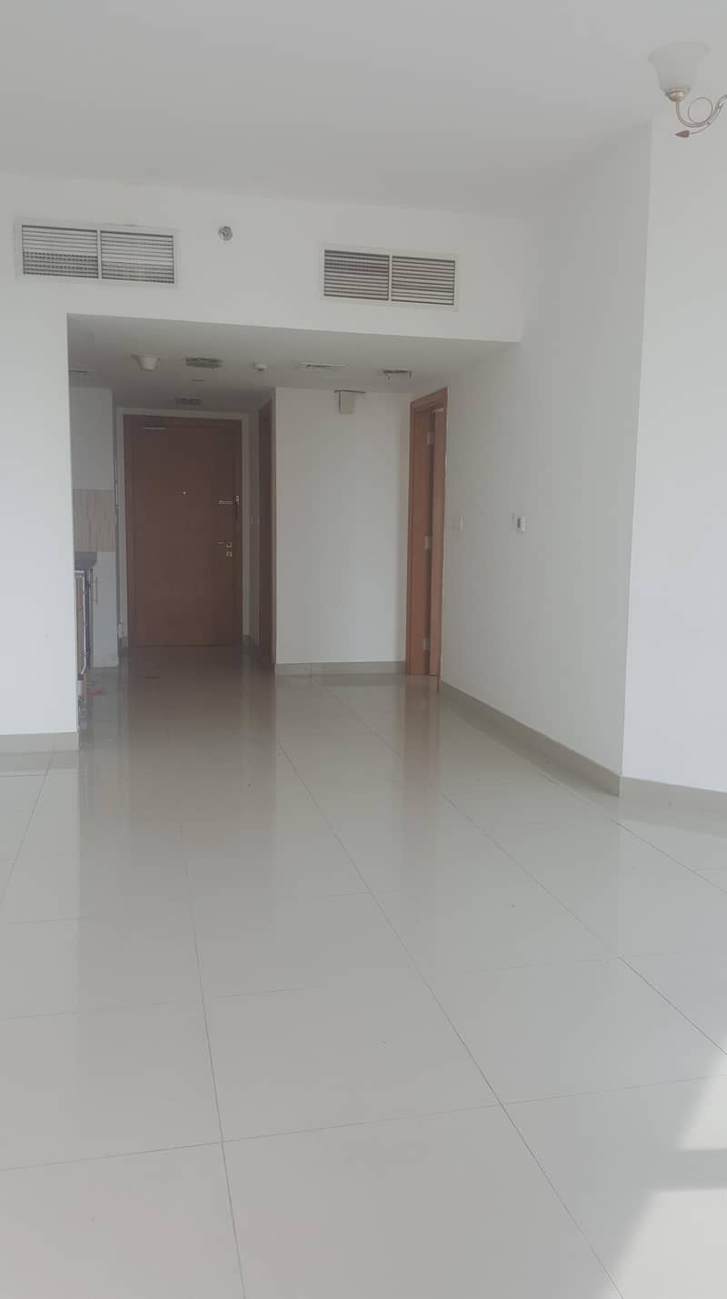 9 PANAROMIC VIEW 1 BHK IN IMPZ ONLY 30K N/G Price**