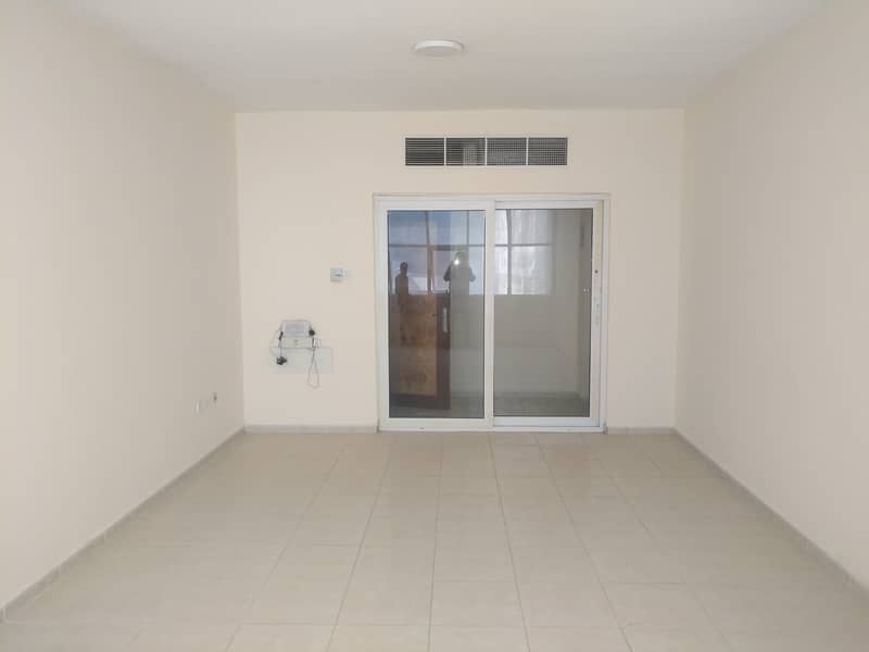 Cheapest 2BHK Just In 24000 /-  With Balcony open view 40 Day free Al Khan Area