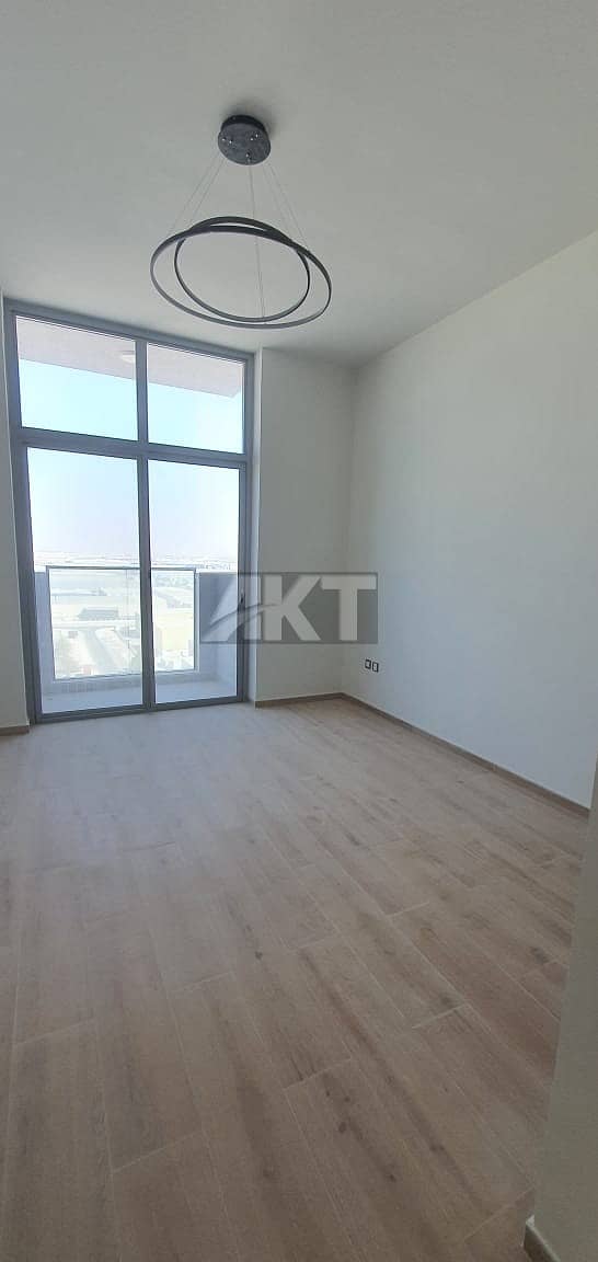 11 430 K / Hot Deal Studio  / High Floor / With Balcony / Azizi Aura