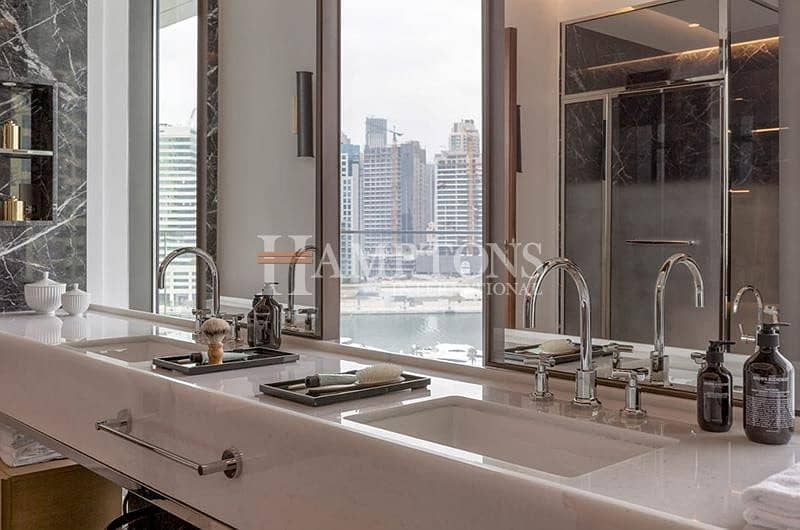 11 Genuine || Ultra Luxury || Downtown View