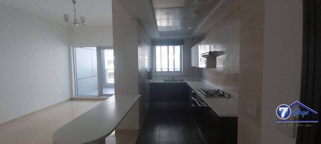 6 Lavish 1BR+Balcony | 1 Month Free | Vacant