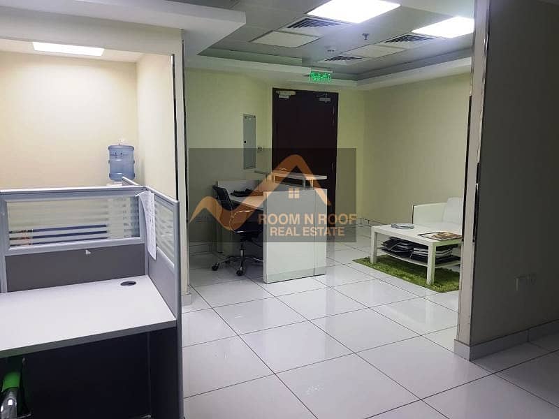 42 |  Furnished Office| Lake View| Glass Partitions |The Metropolis Tower| Business Bay