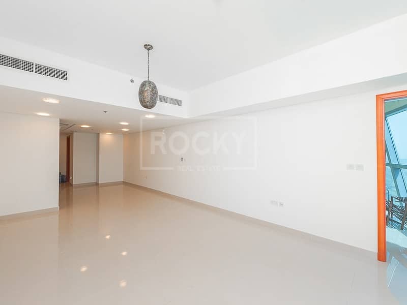 Spacious 1 Bed | Equipped Kitchen | Park Towers
