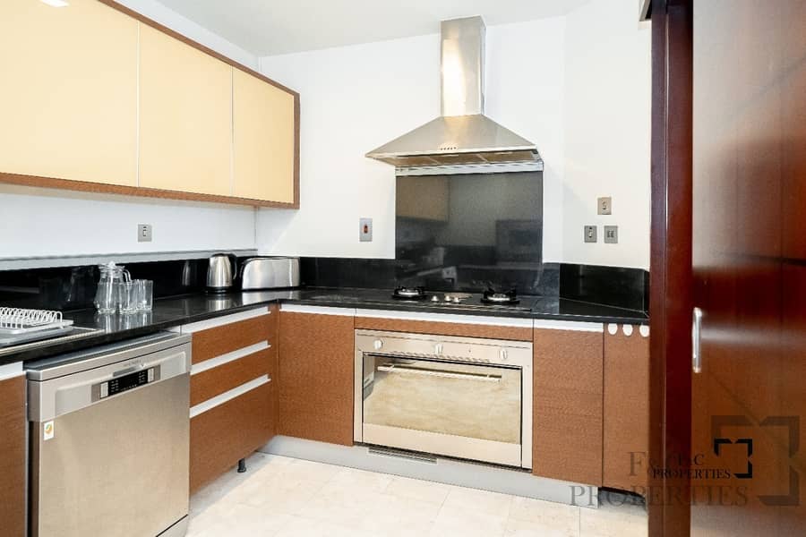 29 Garden Unit | Large Layout | Great Condition