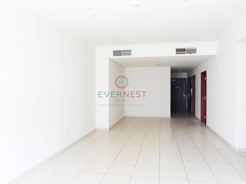 Spacious 3BR with Balcony | Partial Sea View Spacious 3BR with Balcony | Partial Sea View