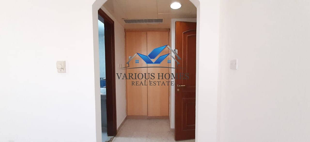 4 Hot Offer 1BHK 2 Washroom Apartment 40k 4 Payment Delma Street Muroor Road