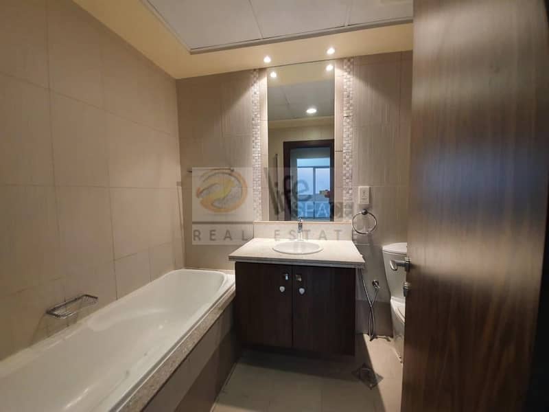 10 Quality Upgraded | Both Ensuite | Terrace Apt |