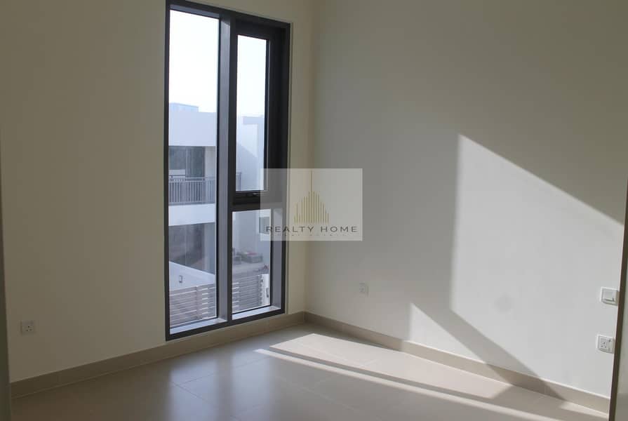 9 Brand New 4 bedroom + study + maid at Maple 3 for AED 145K