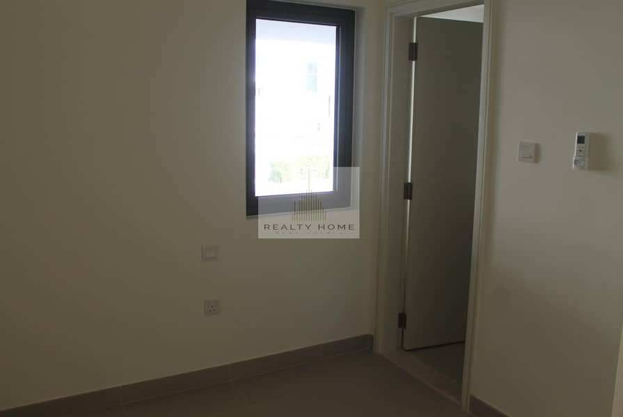 16 Brand New 4 bedroom + study + maid at Maple 3 for AED 145K