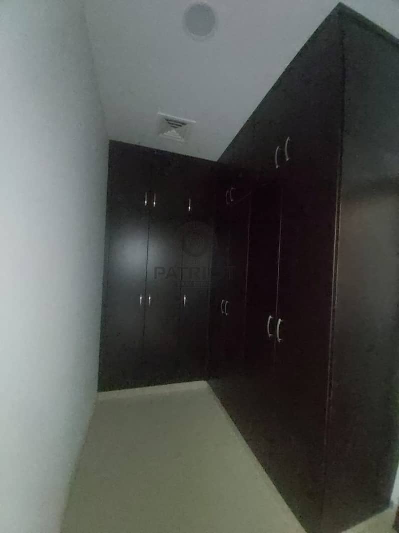 18 Brand New  | Elevator | 6-Bed Room | Barsha South