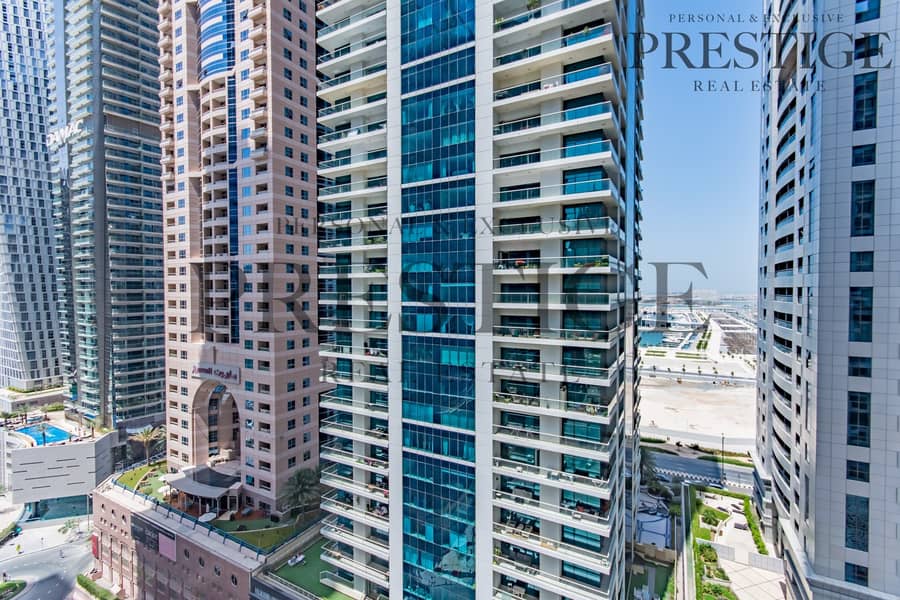 17 2 Bed Marina View | Torch Tower | Balcony | Chiller Free