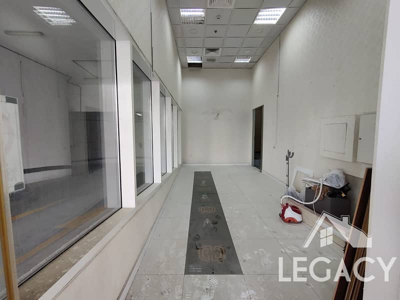2 @Only AED 72/sq ft , Rare Retail Shop, Walking to Downtown