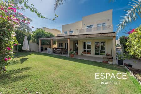5 Bedroom Villa for Sale in The Meadows, Dubai - Upgraded | Private Pool | Type 7 4BR 5 Bedroom Villa for Sale in The Meadows, Dubai - Upgraded | Private Pool | Type 7 4BR