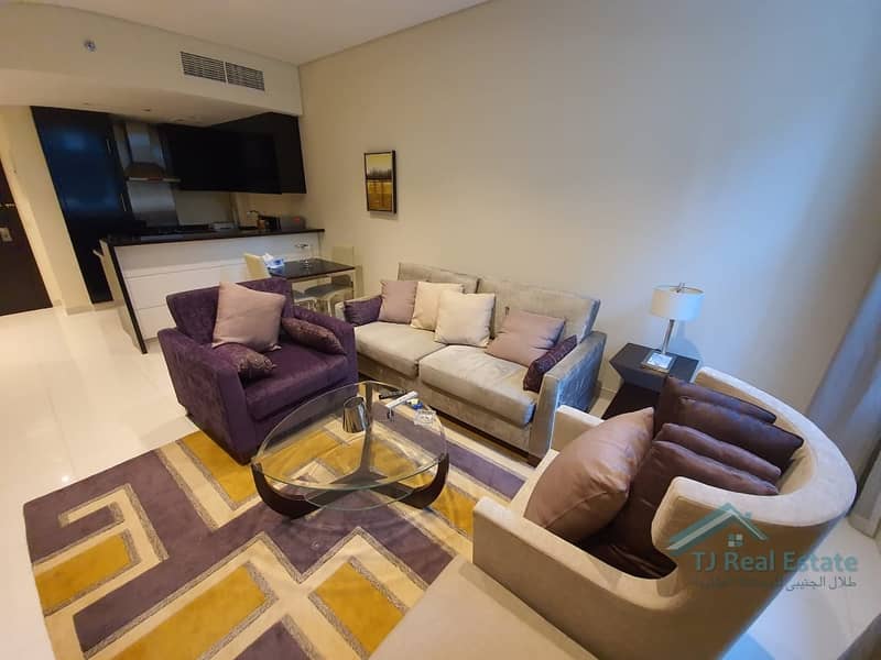 Luxury Fully furnished !1Bed Cour Jardin