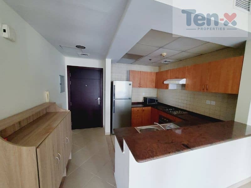 8 Specious 1BR Apt| Ready to Move| on High floor