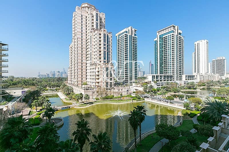 Exclusive | Managed | Full Lake View Exclusive | Managed | Full Lake View