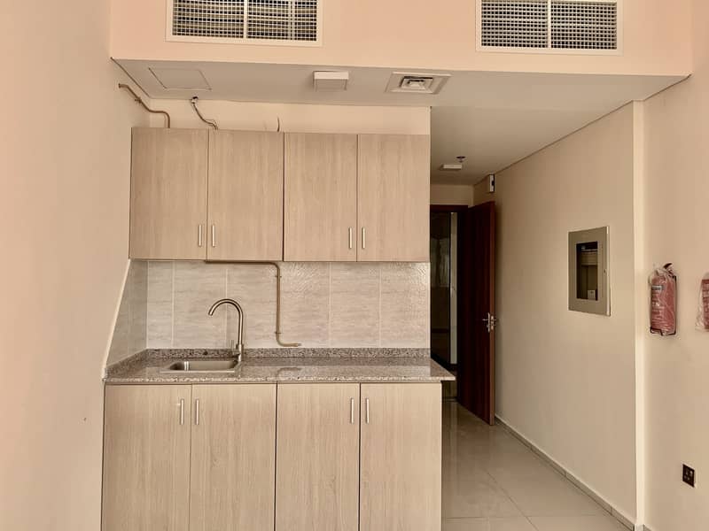 2 No Commission | 1 Month Free | Brand-new Studio Apartment | For Family