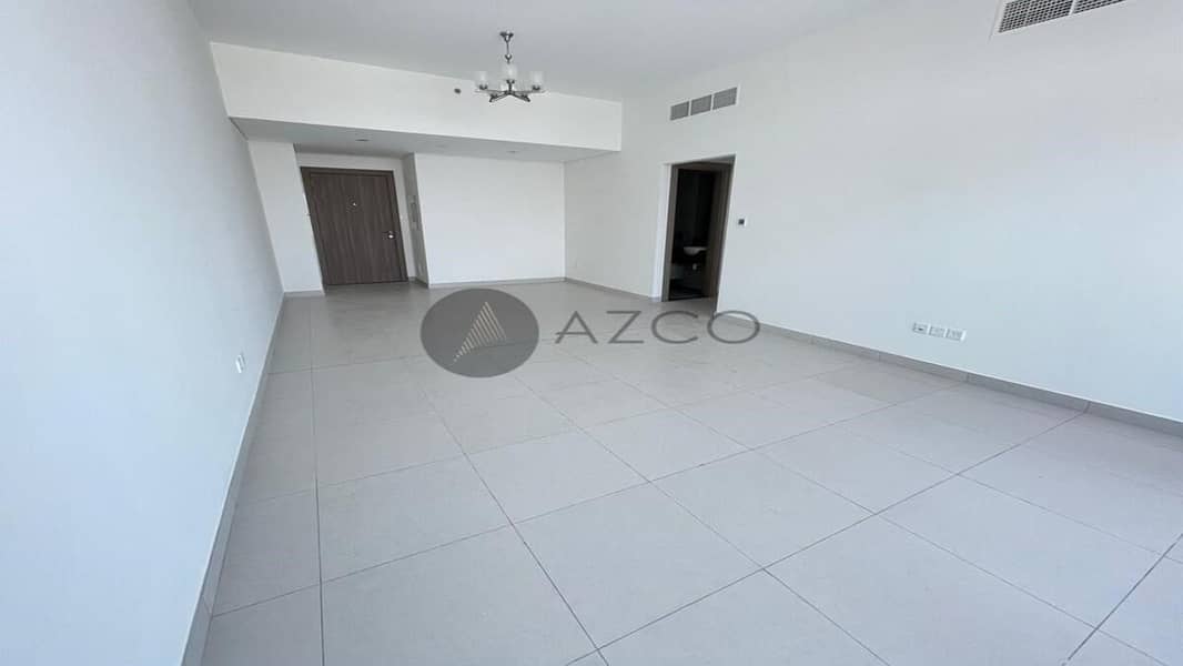 Brand new | Spacious Unit | Closed Kitchen