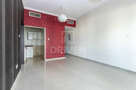Large unit W/ Large Balcony | High Floor Large unit W/ Large Balcony | High Floor