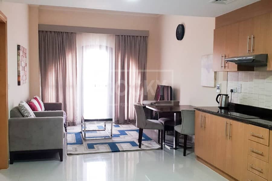 Fully Furnished | 1-Bed with Laundry | Arjan