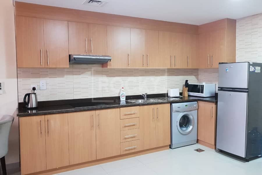 3 Fully Furnished | 1-Bed with Laundry | Arjan