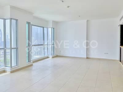 2 Beds | Vacant | Balcony | Partial Fountain View 2 Beds | Vacant | Balcony | Partial Fountain View