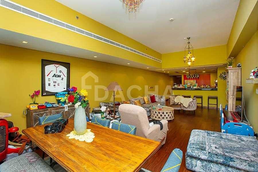 5 Fully Upgraded 2br type D / High floor / April