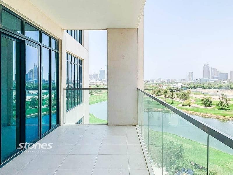 2 Full Window Apartment With Lake & Golf Course View