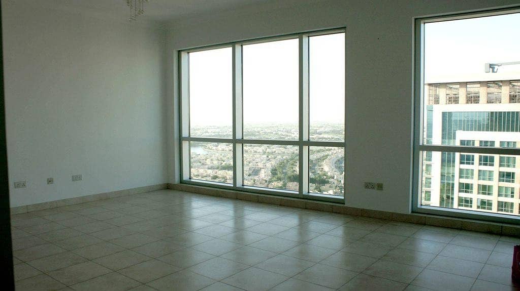 Well Maintained Unit/ Higher Floor/ Best View
