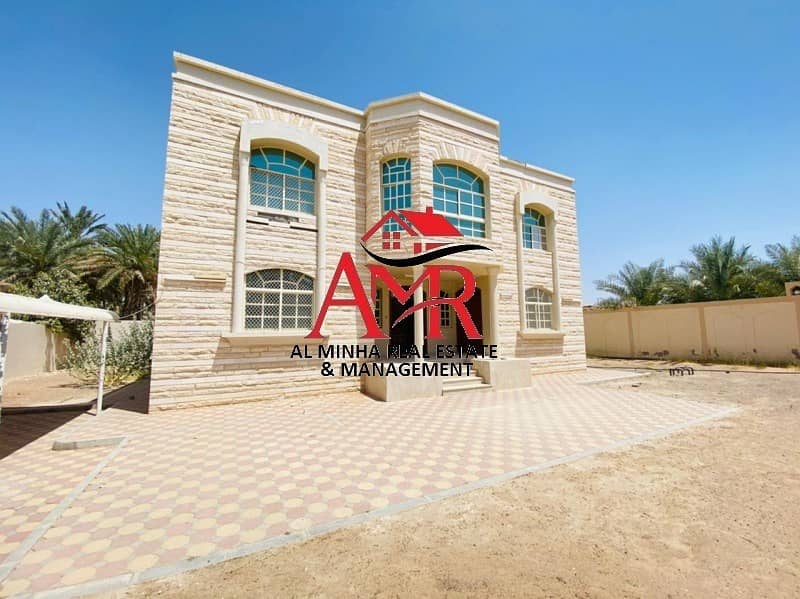 Neat & Clean 5Br With Private Yard | Shaded Parking Neat & Clean 5Br With Private Yard | Shaded Parking