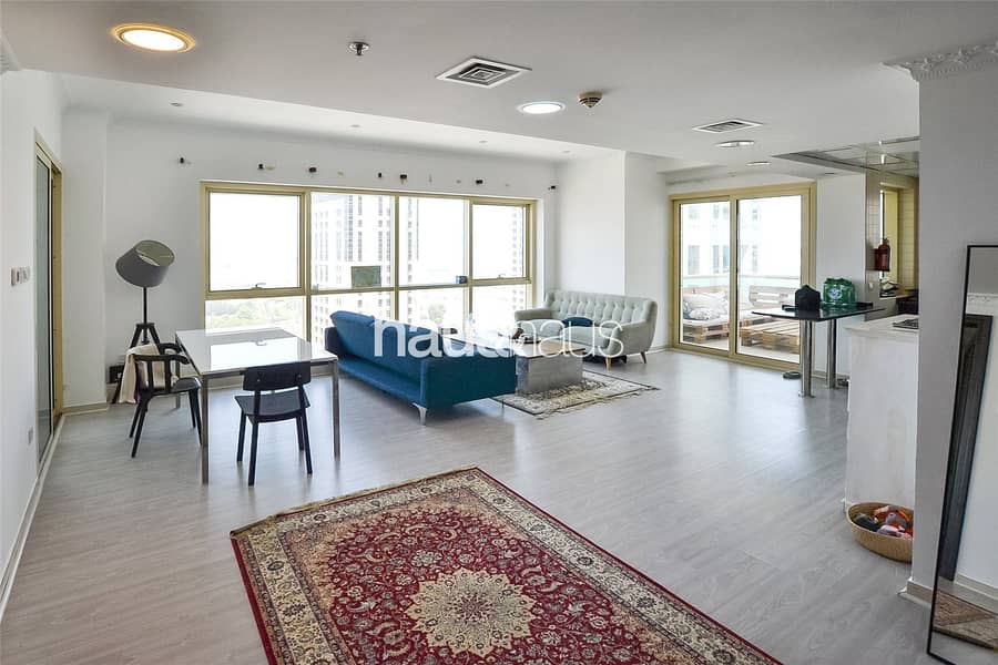Spacious 2BR| Upgraded flooring| Sea view