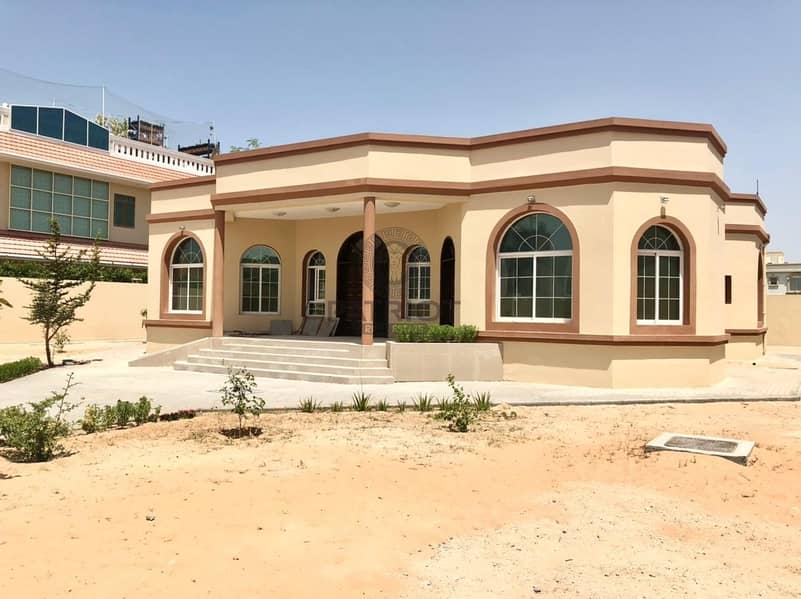 7 Well Maintained 3-BR With Service Block In Al Barsha