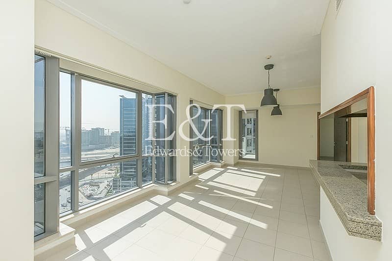 15 Exclusive: High Floor with Partial Canal View