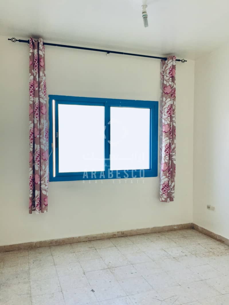 12 SPACIOUS 1BHK WITH MASTER BEDROOM IN SHABIA 10