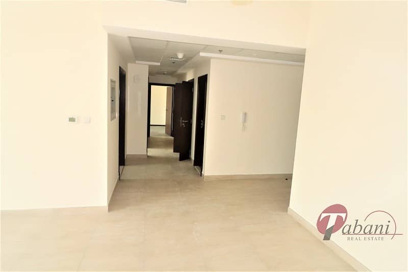 3 Bigger rooms|Chiller free|Near To metro|Best view