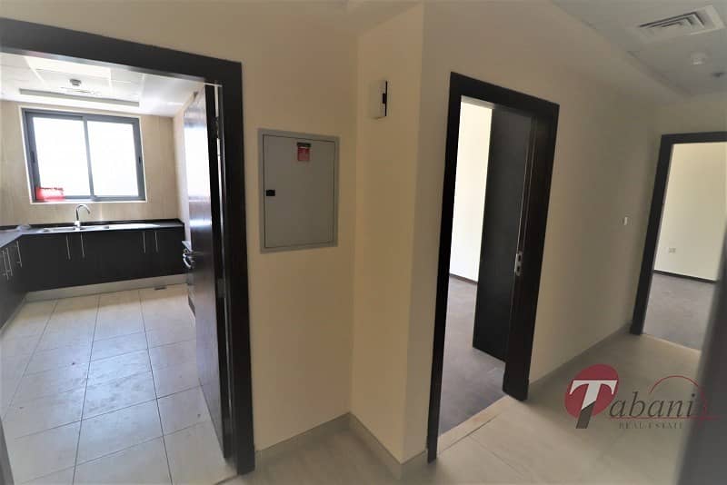 7 Bigger rooms|Chiller free|Near To metro|Best view