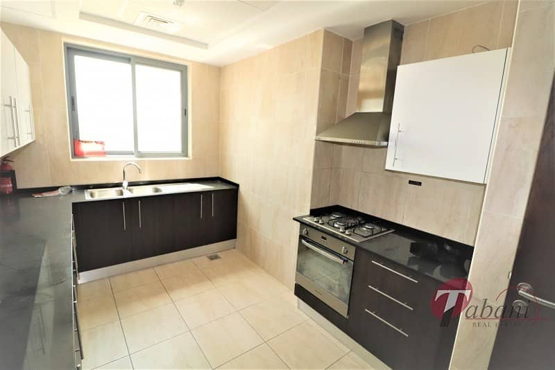 8 Bigger rooms|Chiller free|Near To metro|Best view