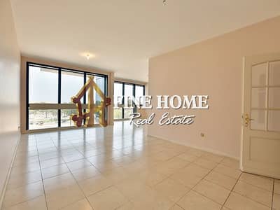 Stunning Sea View 3MBR with Maids Rm + Balcony Stunning Sea View 3MBR with Maids Rm + Balcony