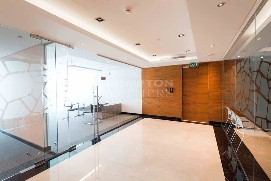 32 Luxurious Fully Furnished office in Abu Dhabi