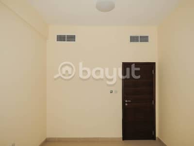 Whole building for sale, excellent location, on a main street, at a price of 5200000 Whole building for sale, excellent location, on a main street, at a price of 5200000